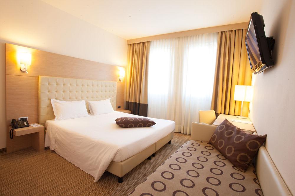 TH Lazise - Hotel Parchi Del Garda Esterno foto