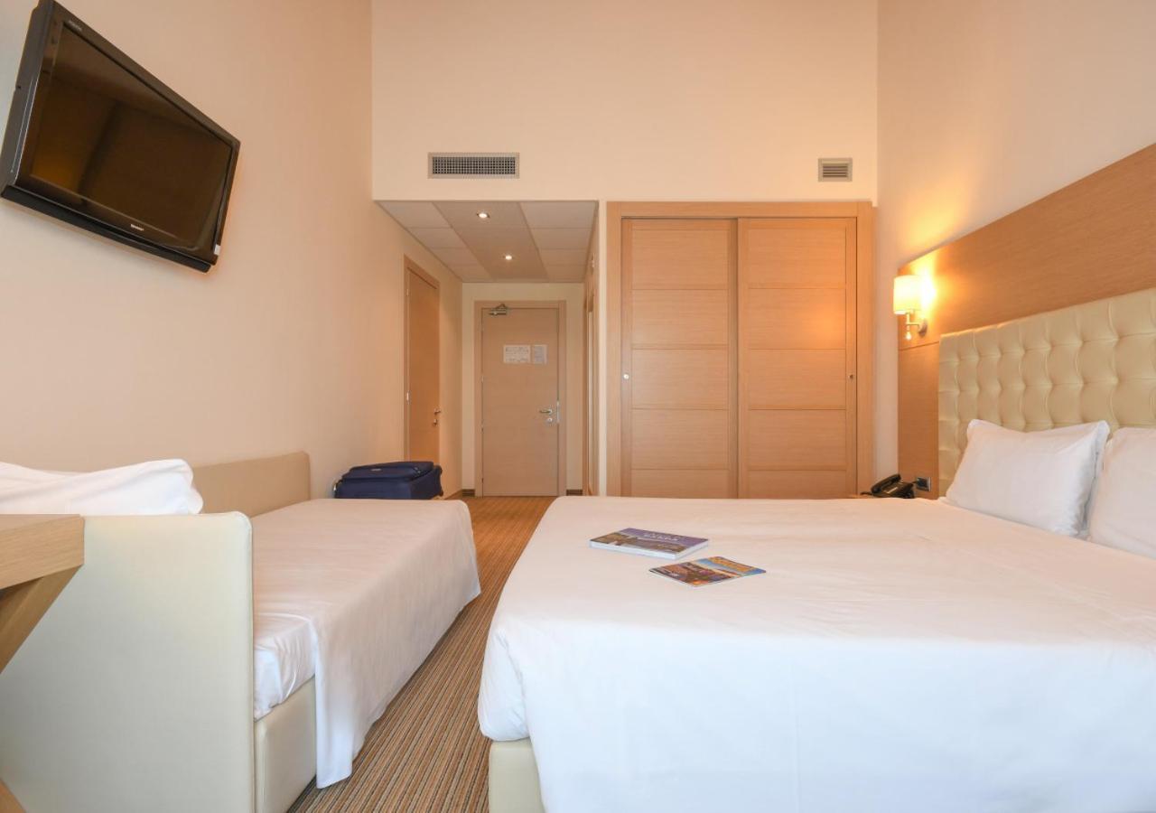 TH Lazise - Hotel Parchi Del Garda Esterno foto