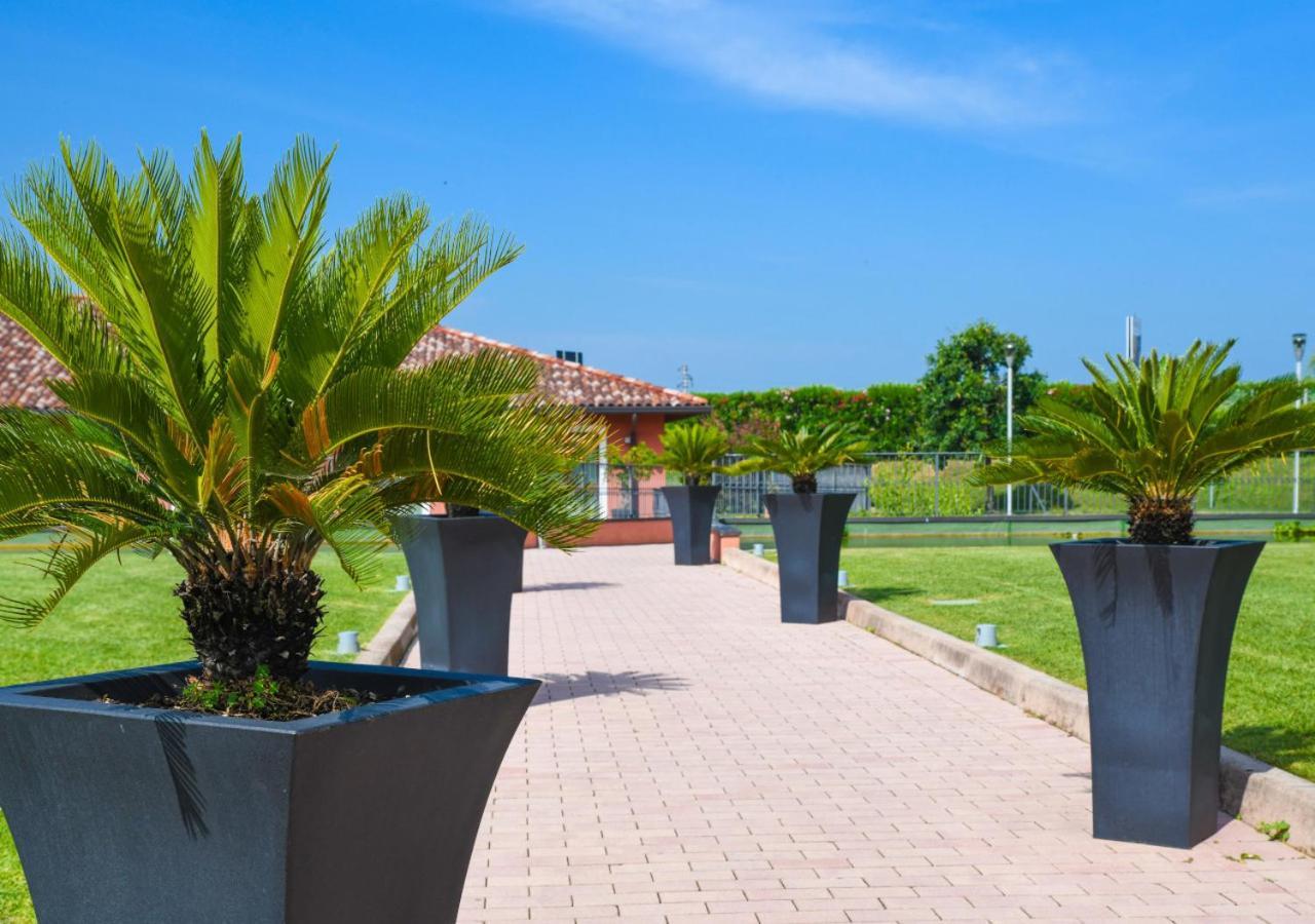 TH Lazise - Hotel Parchi Del Garda Esterno foto