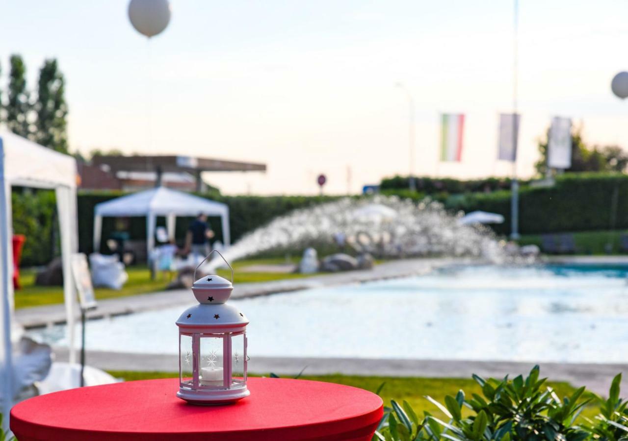 TH Lazise - Hotel Parchi Del Garda Esterno foto
